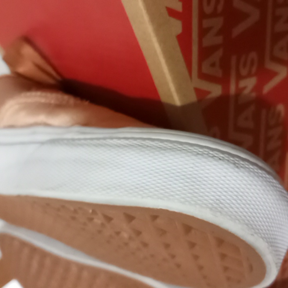 Vans Shoes color orange size 6 1/2'' - Picture 6 of 7